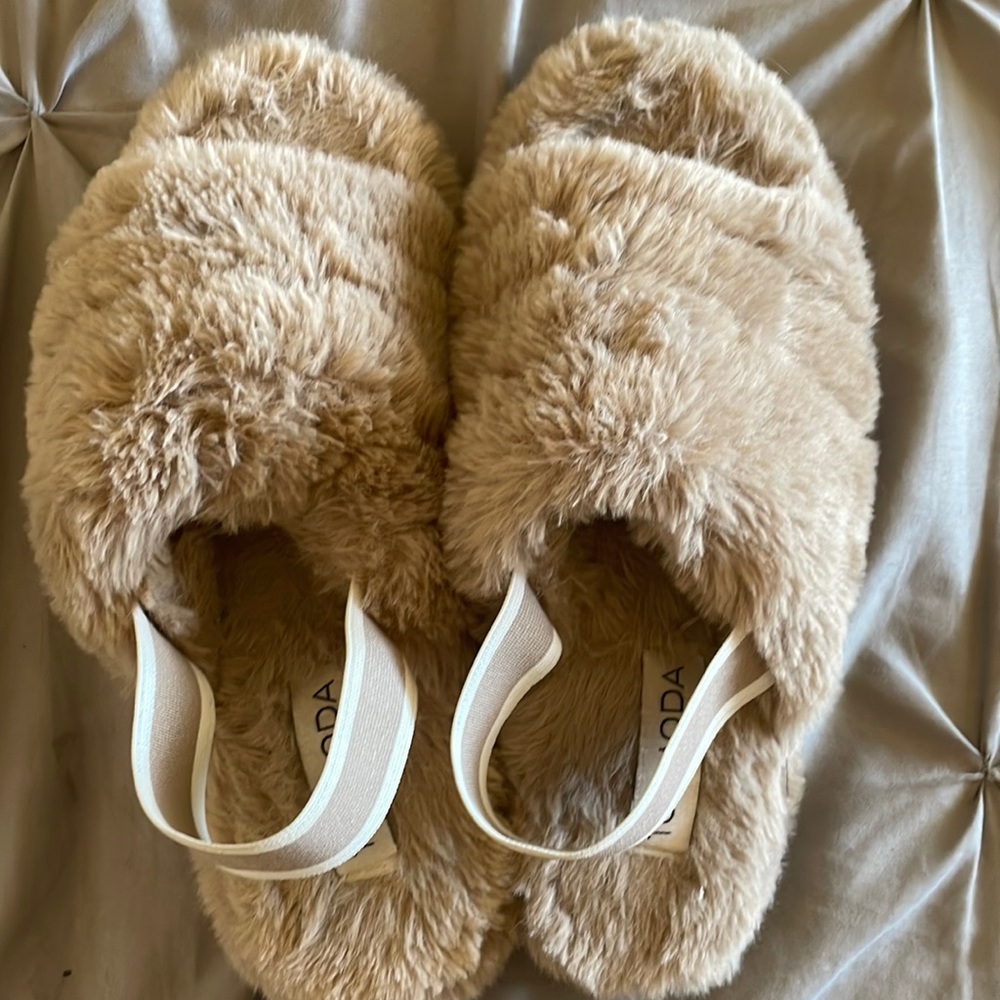 Fluffy slippers